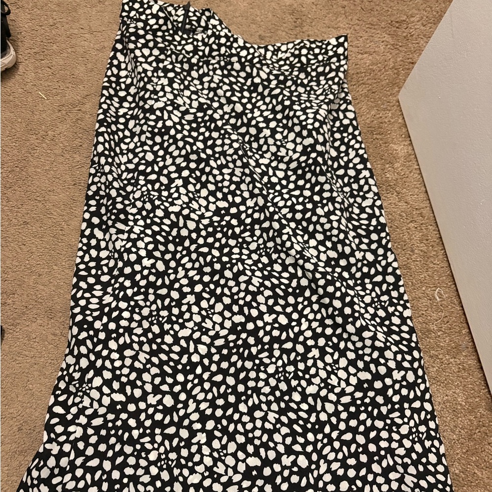 Black and White Printed Midi Skirt
